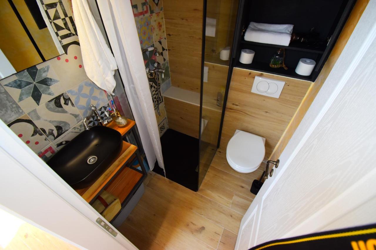 Captains Apartment *