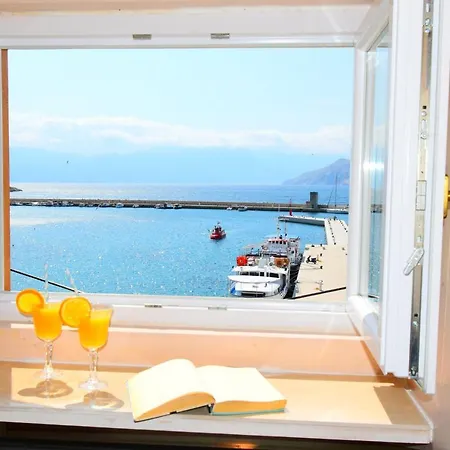Captains Home Baska  Exterior photo